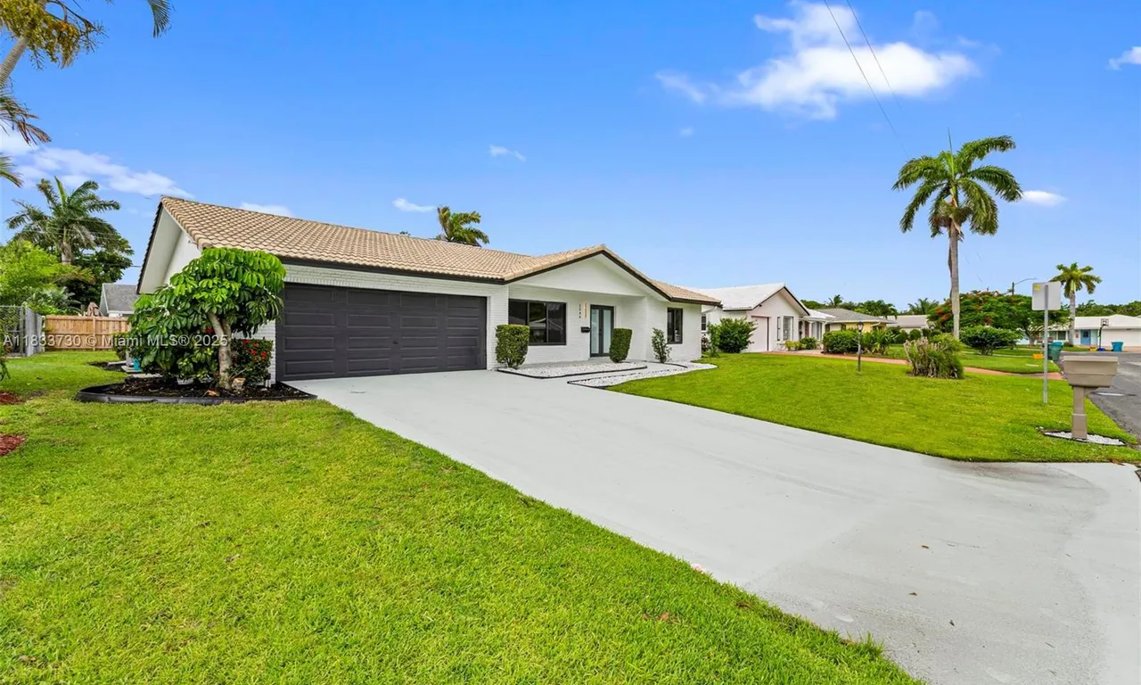 1340 SW 27th Pl, Boynton Beach FL 33426