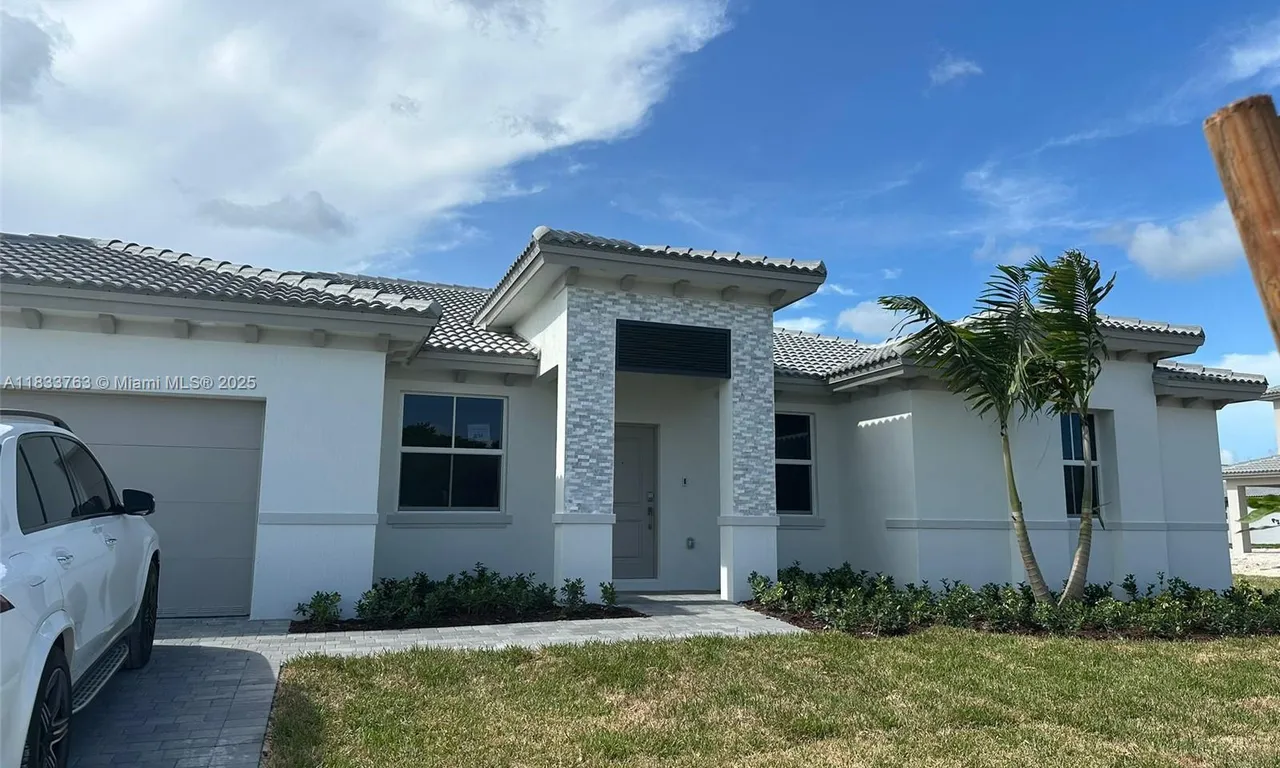 13248 SW 189th Terr, Miami FL 33177
