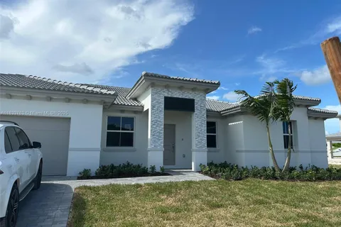 13248 SW 189th Terr, Miami FL 33177