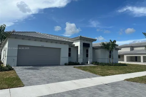13248 SW 189th Terr, Miami FL 33177
