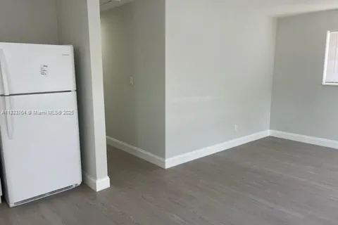 2300 NW 20 St, Fort Lauderdale FL 33311