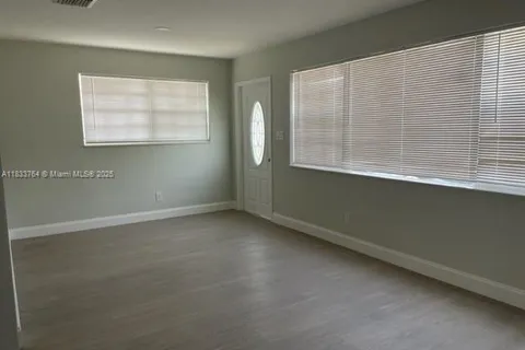 2300 NW 20 St, Fort Lauderdale FL 33311