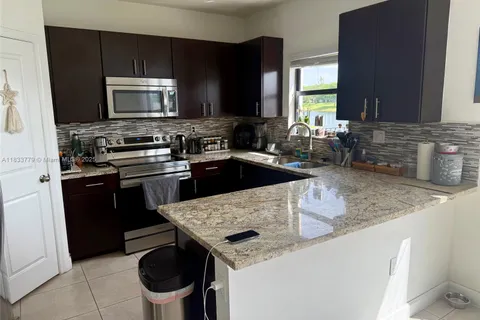 445 NE 194th Ter # 445, Miami FL 33179