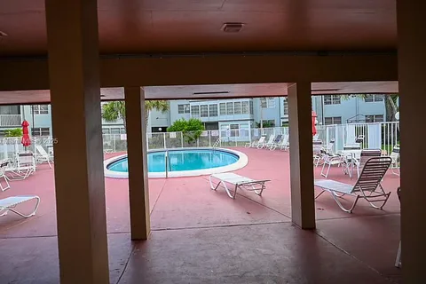 2861 NW 47th Ter # 201A, Lauderdale Lakes FL 33313
