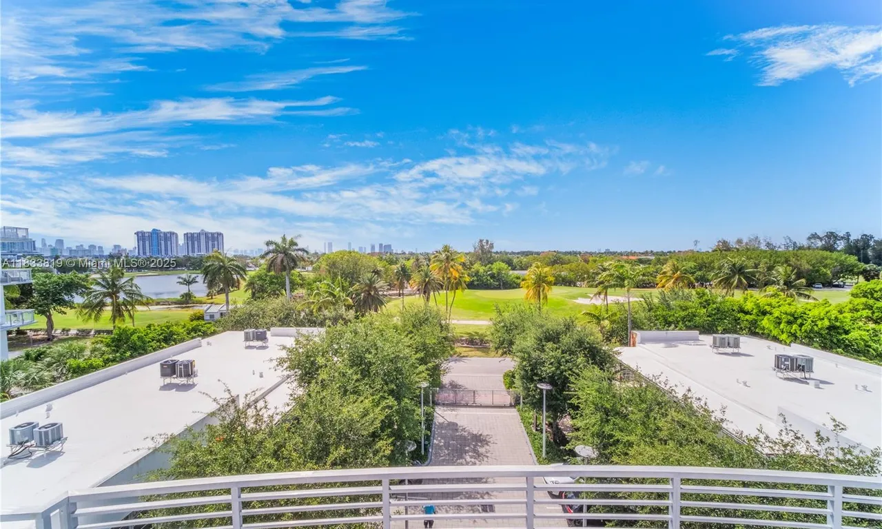2021 Meridian Ave # 8, Miami Beach FL 33139