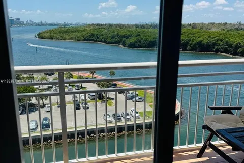 400 Kings Point Dr # 910, Sunny Isles Beach FL 33160