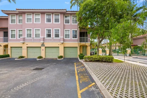 6722 W Sample Rd # 6722, Coral Springs FL 33067