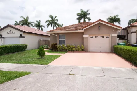 921 NW 132nd Ave W, Miami FL 33182