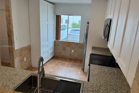14102 SW 176th Ter # 14102, Miami FL 33177