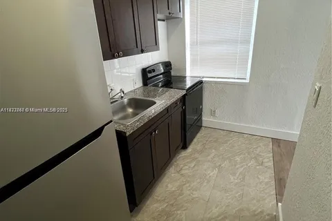 850 81st St # 4, Miami Beach FL 33141