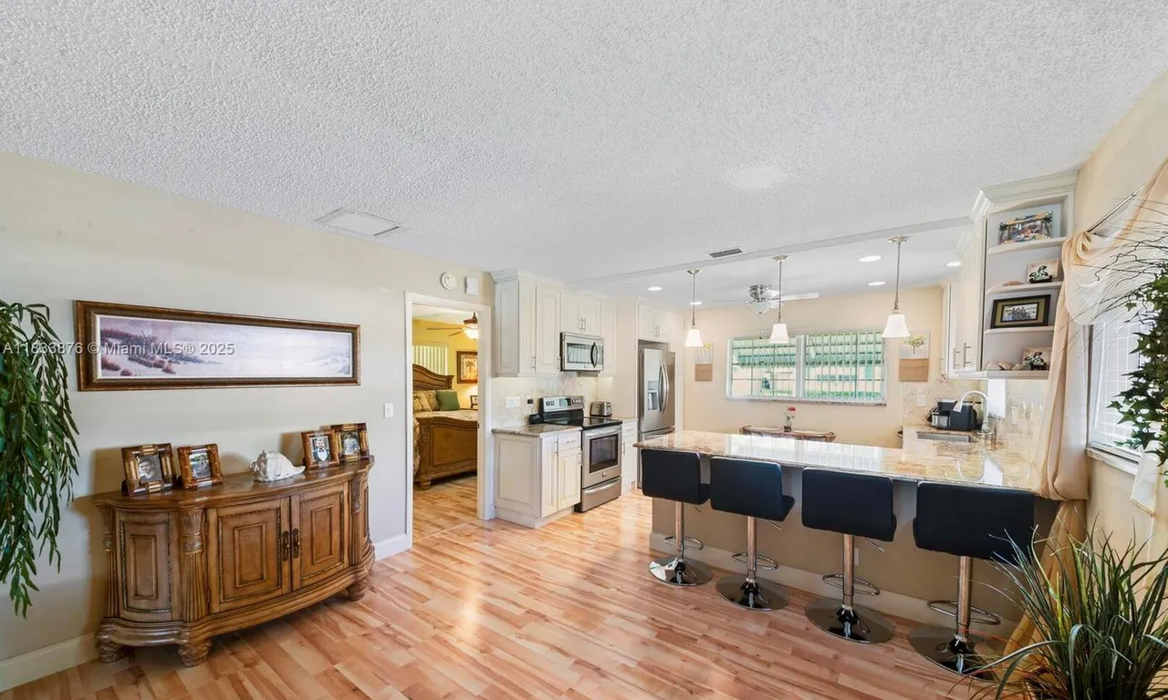 841 Meadowlark Ln, Delray Beach FL 33445