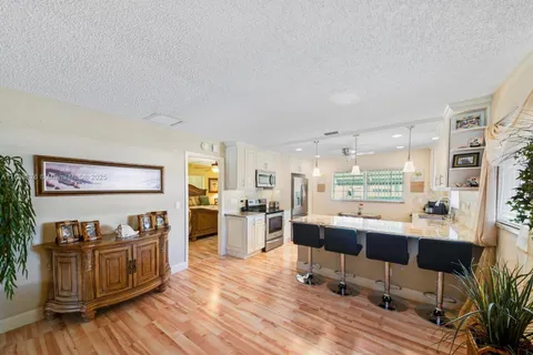 841 Meadowlark Ln, Delray Beach FL 33445