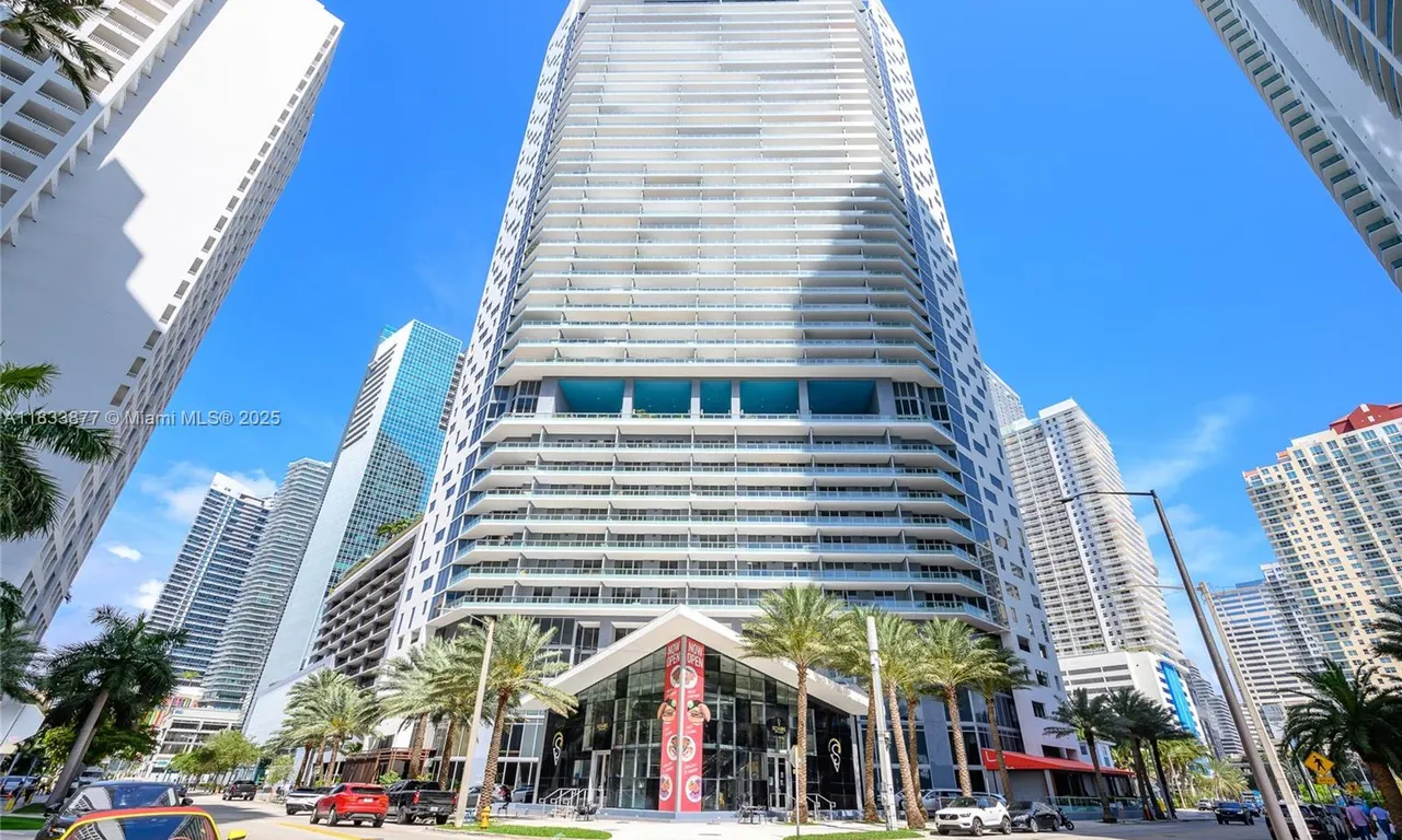 1300 Brickell Bay Dr # 809, Miami FL 33131