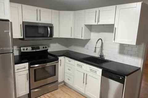 443 NE 70th St # 1, Miami FL 33138