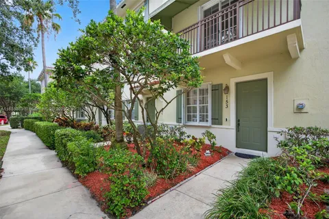 153 Apalachee Ln, Jupiter FL 33458