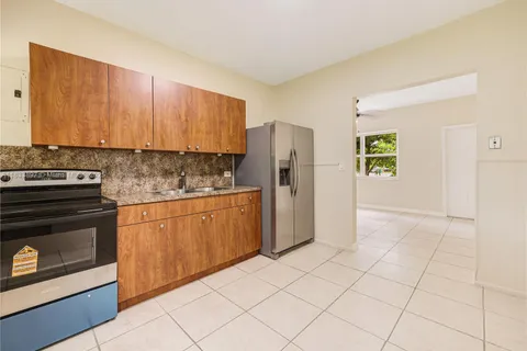 145 NW 119th St, North Miami FL 33168