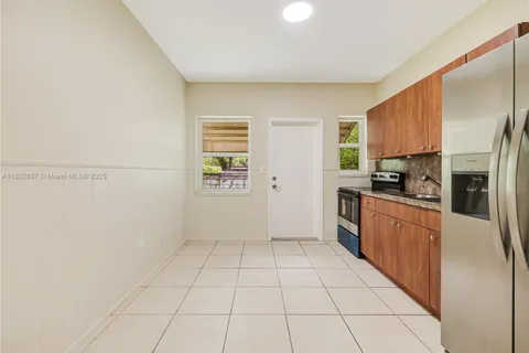 145 NW 119th St, North Miami FL 33168