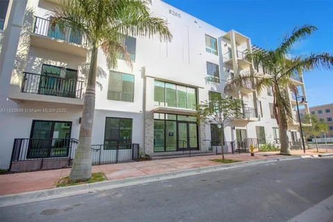 8265 NW 41st St # 406, Doral FL 33166