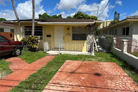 3525 SW 24th St # 3527, Miami FL 33145
