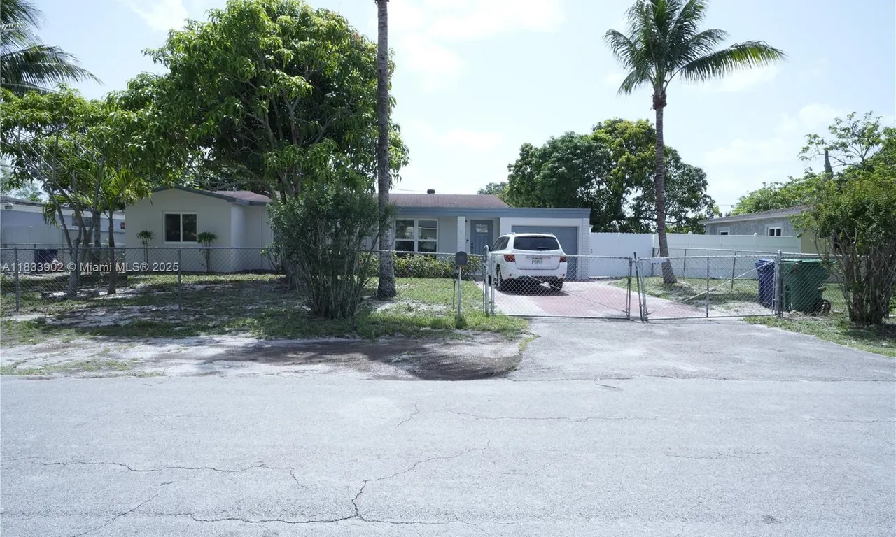 14530 NW 11th Ct, Miami FL 33168
