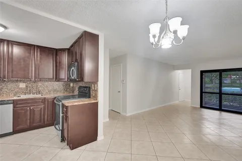 106 Gardens Dr # 103, Pompano Beach FL 33069