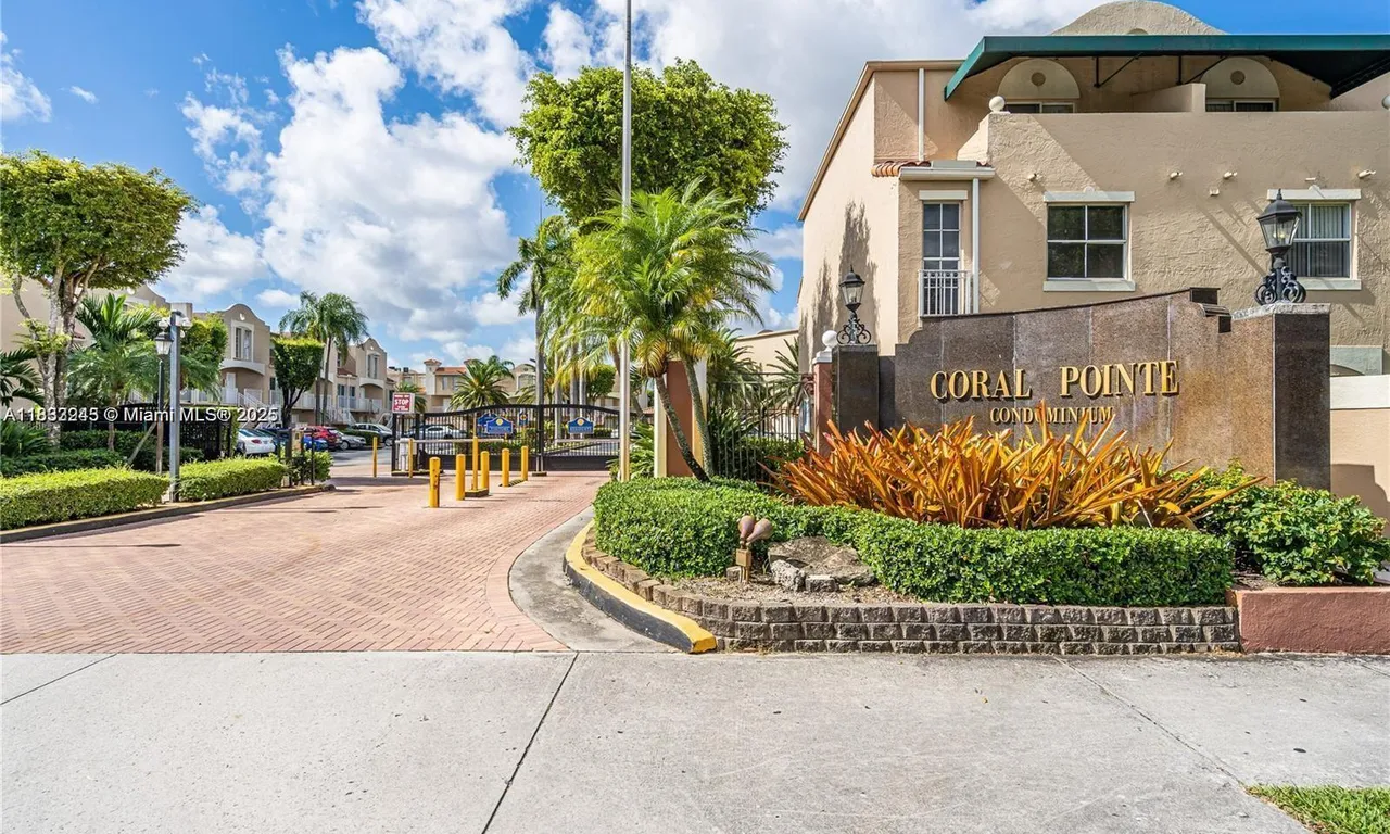 665 NW 85 PL # 212, Miami FL 33126
