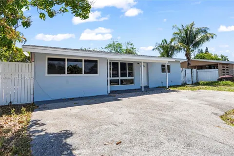 2920 NE 8th Ave, Pompano Beach FL 33064
