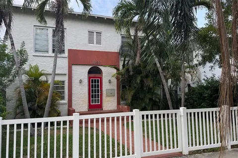 1849 Dewey St # 4, Hollywood FL 33020