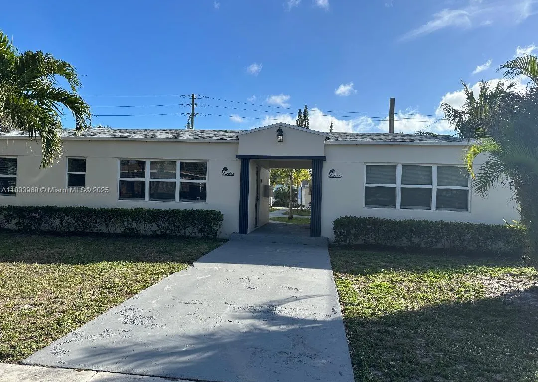 1956 Lincoln St # 2, Hollywood FL 33020
