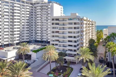 1621 Collins Ave # 707, Miami Beach FL 33139