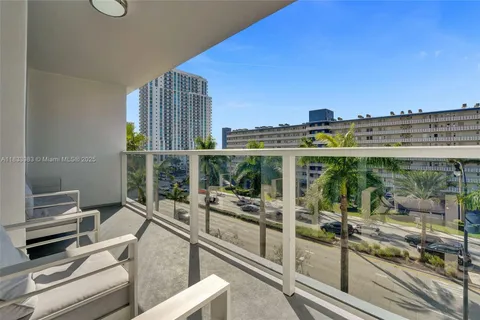 1880 S Ocean Dr # 503, Hallandale Beach FL 33009