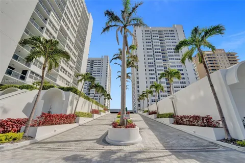 1880 S Ocean Dr # 503, Hallandale Beach FL 33009