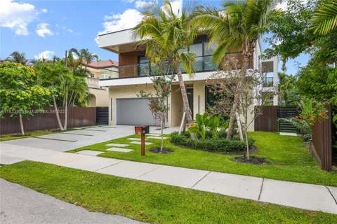 436 NE 10th Ave, Fort Lauderdale FL 33301