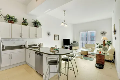 7290 SW 90th St # 703, Miami FL 33156