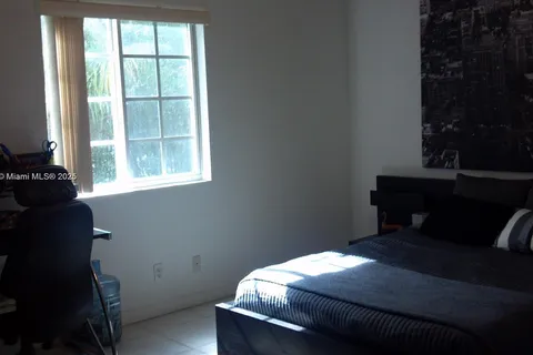 4802 Washington St # 14, Hollywood FL 33021