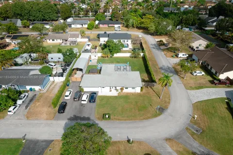 14811 SW 153rd Ter, Miami FL 33187