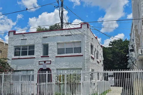 977 SW 5th St # 1, Miami FL 33130