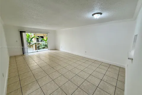 11925 NE 2nd Ave # B207, North Miami FL 33161