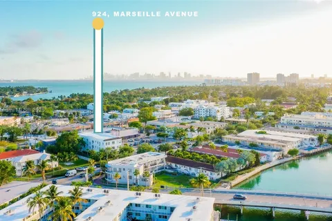 924 Marseille Dr # 21, Miami Beach FL 33141