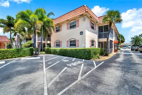 101 E Mcnab Rd # 232, Pompano Beach FL 33060