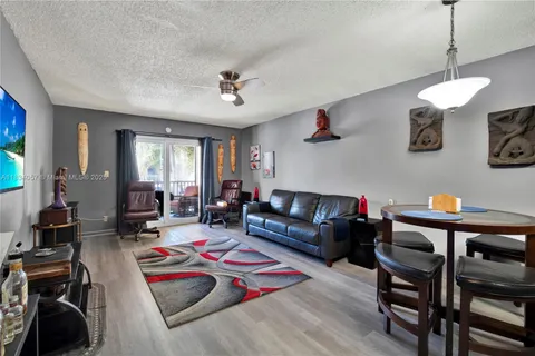 101 E Mcnab Rd # 232, Pompano Beach FL 33060