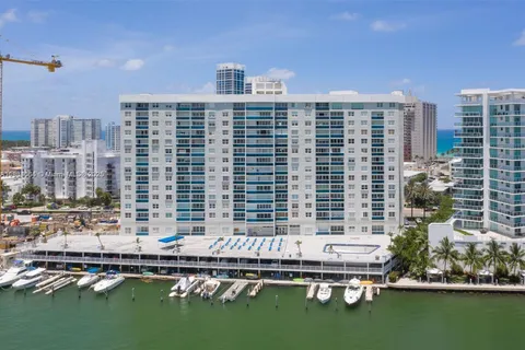 6770 Indian Creek Dr # F, Miami Beach FL 33141