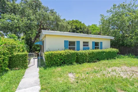3255 William Ave, Miami FL 33133