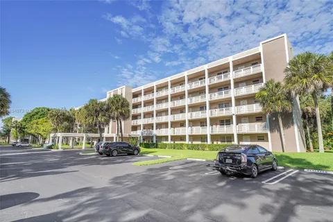 1100 NW 87th Ave # 306, Coral Springs FL 33071