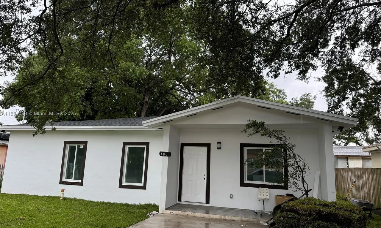 4801 NW 31st Ct, Miami FL 33142