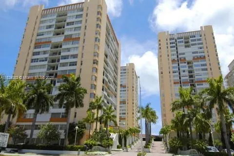 1890 S Ocean Dr # 504, Hallandale Beach FL 33009