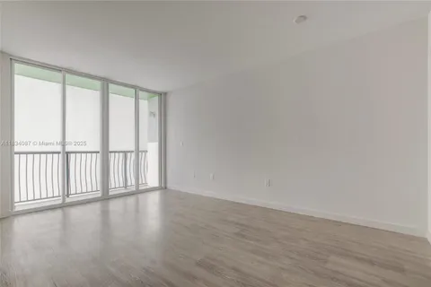 1756 N Bayshore Dr # 10O, Miami FL 33132