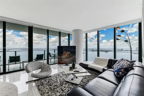 3131 NE 7th Ave # 4001, Miami FL 33137