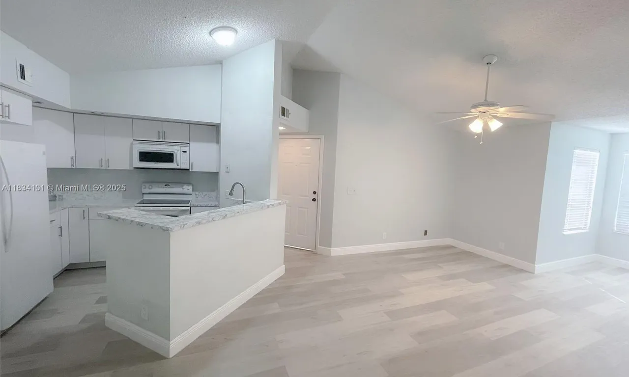 3310 N Pinewalk Dr N # 1835, Margate FL 33063