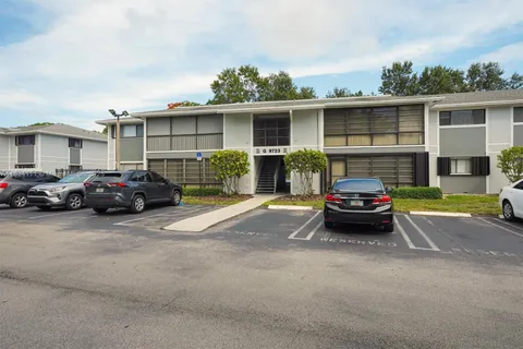 9723 Hammocks Blvd # 102, Miami FL 33196